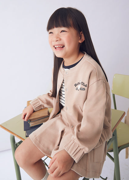 Яке за момиче Mayoral