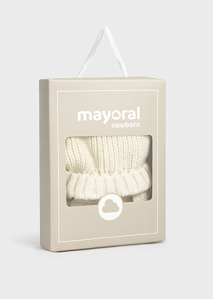Mayoral baby hat and gloves set