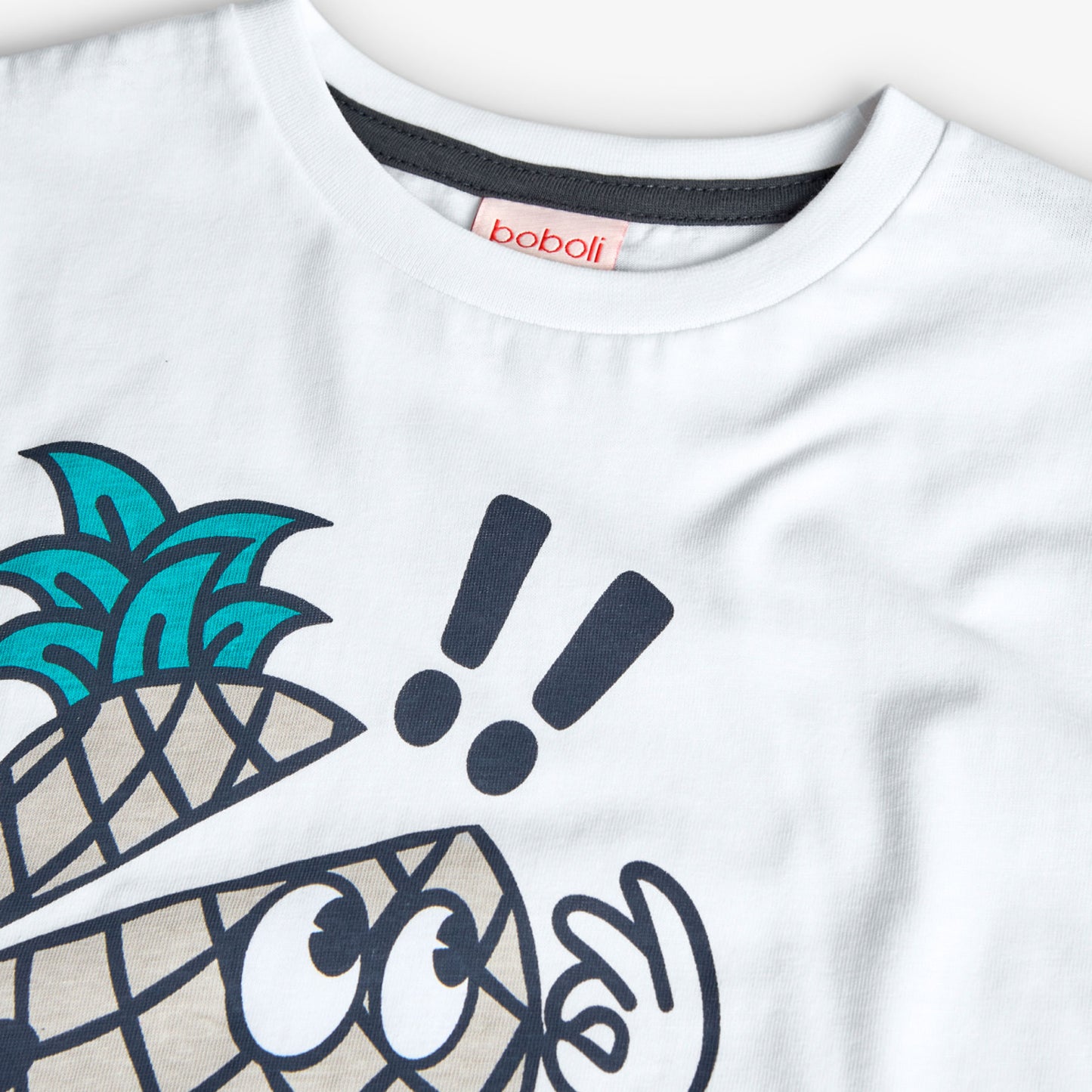 Комплект за момче тениска и къси панталони Boboli