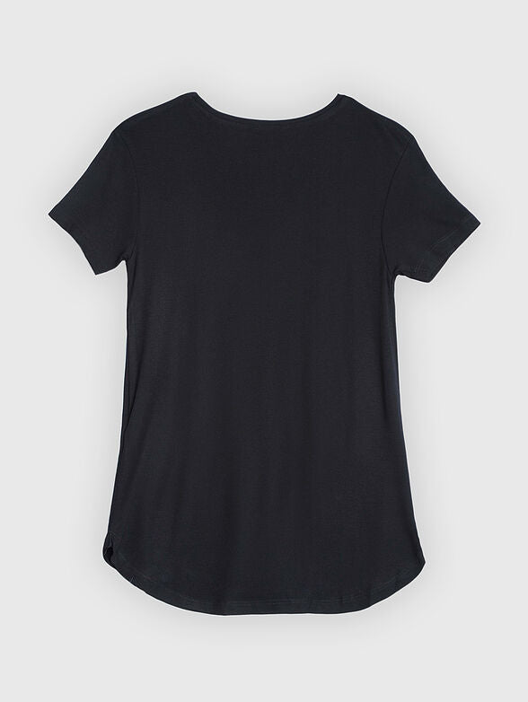 Тениска в черно Guess