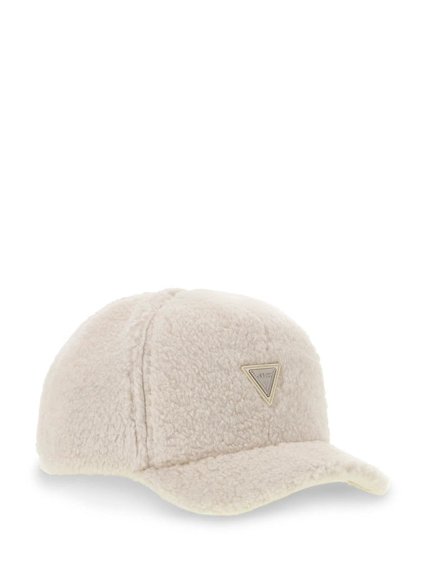 Шапка с козирка от тедди материя за момиче Guess