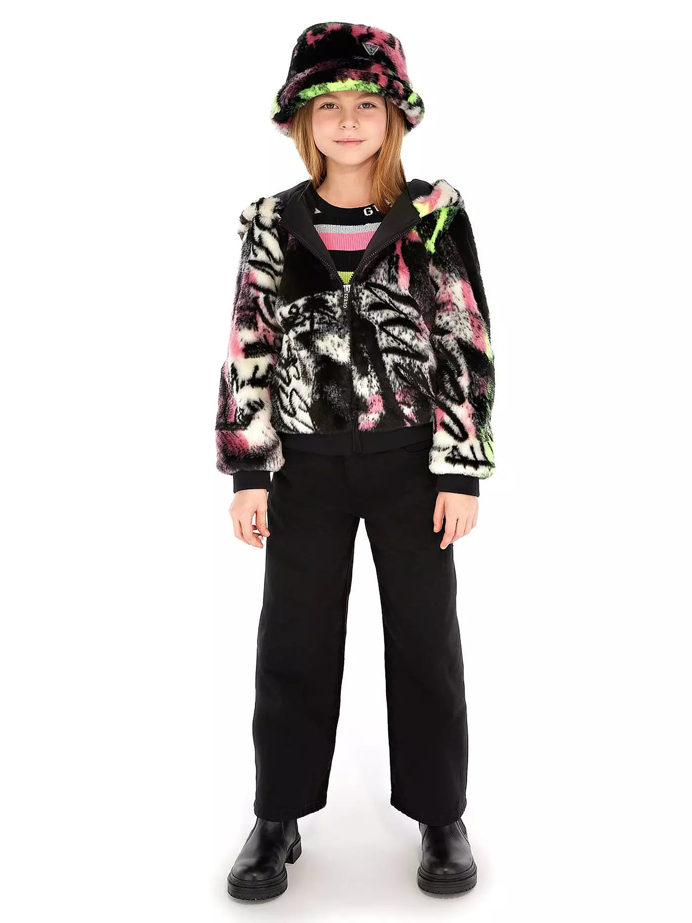 Детско пухкаво яке Guess